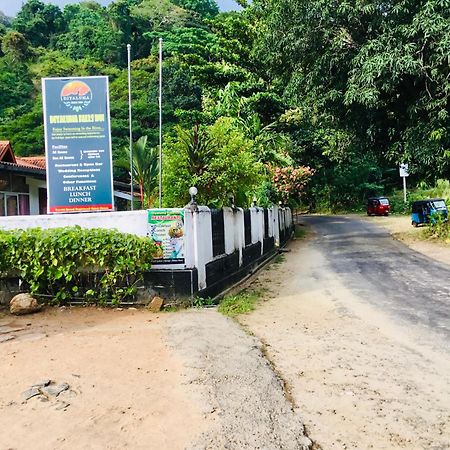 Diyaluma Falls Inn Koslanda Exterior foto